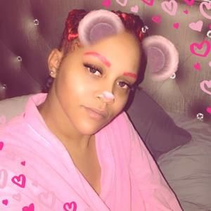 Meet your Posher, Latasha